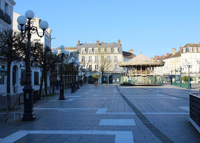 Moderne A 5 Min A Pied Du Chateau 퐁텐블로